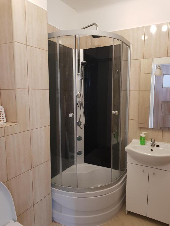 Coser Apartamenty Grzybowska Varšava Exteriér fotografie
