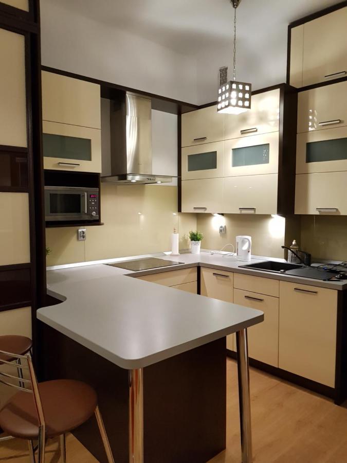 Coser Apartamenty Grzybowska Varšava Exteriér fotografie